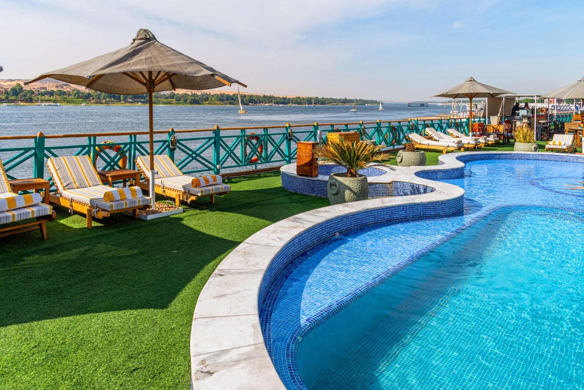 Sonesta Moon Goddess Cruise - From Aswan To Luxor - 03 & 07 Nights Every Friday Hotell Exteriör bild
