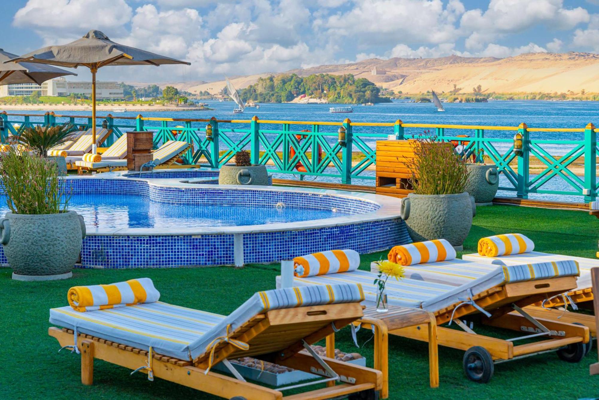 Sonesta Moon Goddess Cruise - From Aswan To Luxor - 03 & 07 Nights Every Friday Hotell Exteriör bild